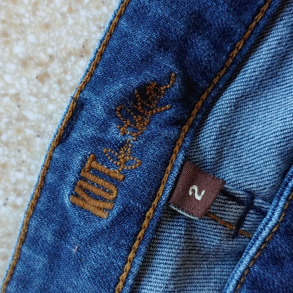 Kut From The Kloth Size 2 Boot Cut - Picture 3 of 13